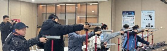 西宁市首届青少年光电射击校际联赛开赛|体育局|青海|西宁市体育局|体育|赛事_新浪体育_新浪新闻