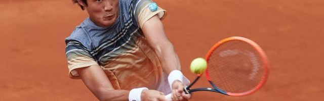 手机老虎机-张之臻：曾经我输得有多惨，如今就有多平静