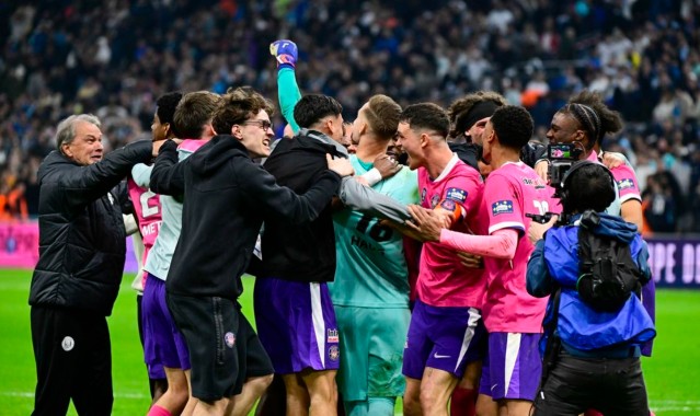 在线娱乐平台-5-6！1-2！疯狂一夜，马赛爆冷出局，曼联被绝杀，皇家社会进决赛